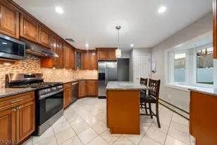 856 Mitchell Ave, Union Township, NJ 07083 - Photo 7