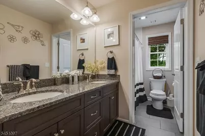 6 Jared Pl, Mount Olive, NJ 07828 - Photo 23