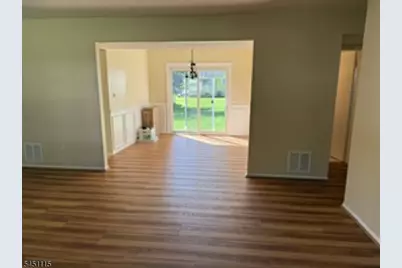 10 Renault Dr, Mount Olive, NJ 07836 - Photo 5