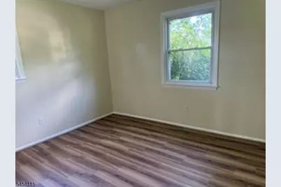 10 Renault Dr, Mount Olive, NJ 07836 - Photo 9