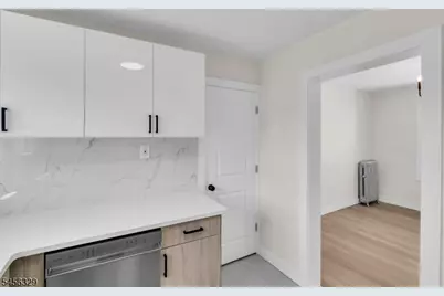 15 Cottage Pl, East Orange, NJ 07017 - Photo 15