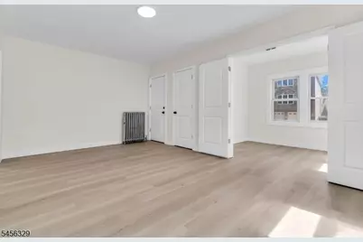 15 Cottage Pl, East Orange, NJ 07017 - Photo 9