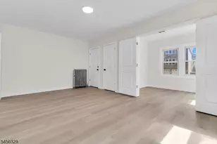 15 Cottage Pl, East Orange, NJ 07017 - Photo 9