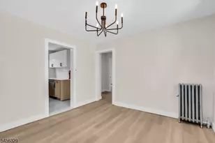 15 Cottage Pl, East Orange, NJ 07017 - Photo 9