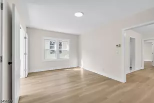 15 Cottage Pl, East Orange, NJ 07017 - Photo 17