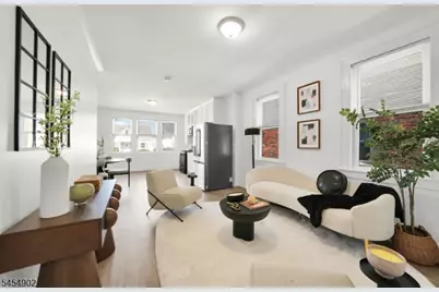 631 Maple St, Linden, NJ 07036 - Photo 3