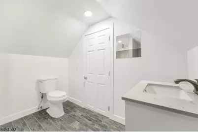 631 Maple St, Linden, NJ 07036 - Photo 31