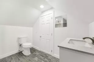631 Maple St, Linden, NJ 07036 - Photo 31