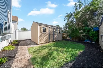 631 Maple St, Linden, NJ 07036 - Photo 33
