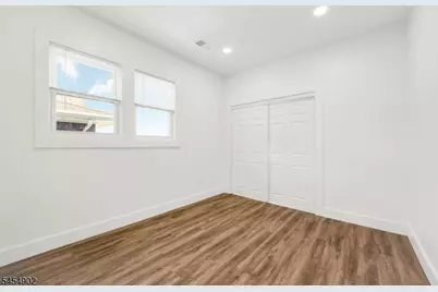 631 Maple St, Linden, NJ 07036 - Photo 23