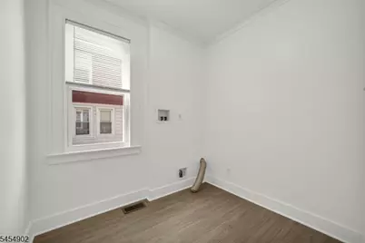 631 Maple St, Linden, NJ 07036 - Photo 13
