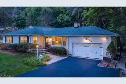 629 Lawlins Rd, Wyckoff Township, NJ 07481 - Photo 3