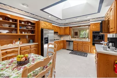 629 Lawlins Rd, Wyckoff Township, NJ 07481 - Photo 11