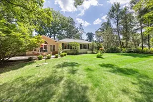 629 Lawlins Rd, Wyckoff Township, NJ 07481 - Photo 31
