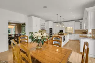 41 Chapin Ln, Bernards Township, NJ 07931 - Photo 9
