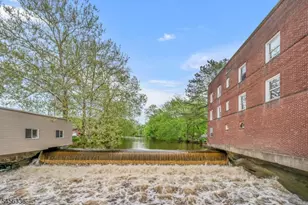 16 Greenwich St, Belvidere, NJ 07823 - Photo 21