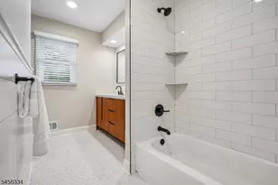14 Burlington Rd, Berkeley Heights Township, NJ 07974 - Photo 19