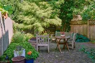 118 Clinton St, Lambertville, NJ 08530 - Photo 17