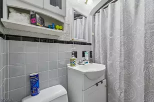 15-27 Parmelee Ave, Fair Lawn, NJ 07410 - Photo 15