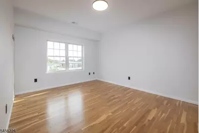 351 S Broad St #403, Elizabeth, NJ 07202 - Photo 9