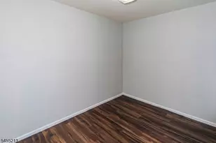 9 Chipwood Ln, North Brunswick Township, NJ 08902 - Photo 25