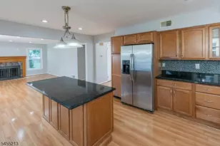 9 Chipwood Ln, North Brunswick Township, NJ 08902 - Photo 13