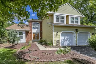 9 Chipwood Ln, North Brunswick Township, NJ 08902 - Photo 1
