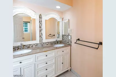 9 Chipwood Ln, North Brunswick Township, NJ 08902 - Photo 27