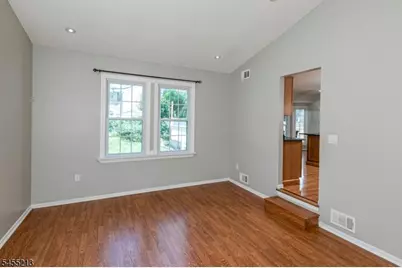9 Chipwood Ln, North Brunswick Township, NJ 08902 - Photo 9