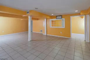 9 Chipwood Ln, North Brunswick Township, NJ 08902 - Photo 31