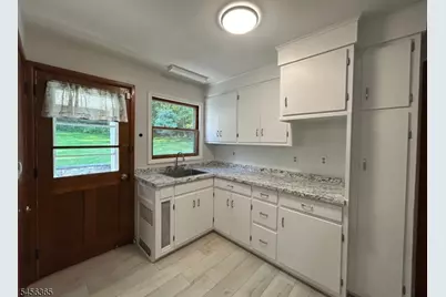 318 Palmer Rd, Denville, NJ 07834 - Photo 5