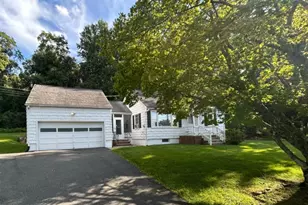 318 Palmer Rd, Denville, NJ 07834 - Photo 1