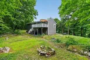 5 Lawrence Dr, Vernon, NJ 07422 - Photo 27