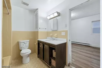 220 Inslee Pl, Elizabeth, NJ 07206 - Photo 9
