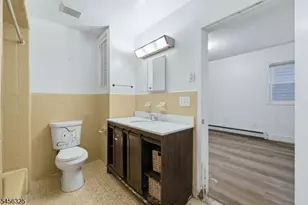 220 Inslee Pl, Elizabeth, NJ 07206 - Photo 9