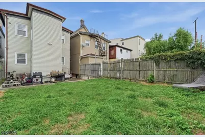220 Inslee Pl, Elizabeth, NJ 07206 - Photo 17