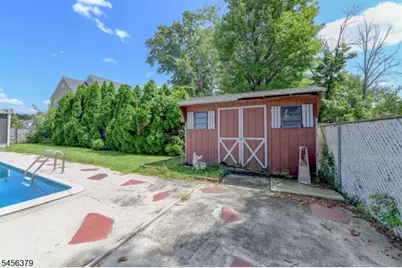 2758 Larchmont Rd, Union Township, NJ 07083 - Photo 41