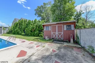 2758 Larchmont Rd, Union Township, NJ 07083 - Photo 41
