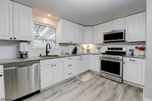 2758 Larchmont Rd, Union Township, NJ 07083 - Photo 13
