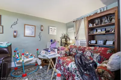 589 S Main St, Phillipsburg, NJ 08865 - Photo 7