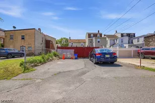 589 S Main St, Phillipsburg, NJ 08865 - Photo 25