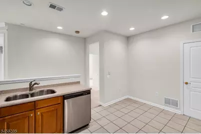7110 Westover Way #7110, Franklin Township, NJ 08873 - Photo 23