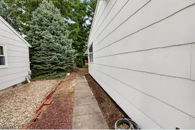 124 Northumberland Dr, Berkeley Township, NJ 08757 - Photo 31