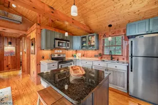 101 Hillside Rd, Vernon, NJ 07422 - Photo 15