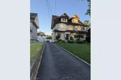 1007 W 8th St, Plainfield, NJ 07063 - Photo 1