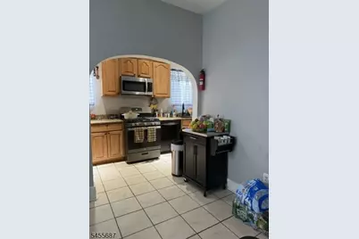 1007 W 8th St, Plainfield, NJ 07063 - Photo 7