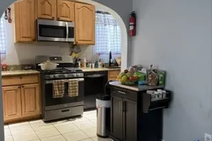 1007 W 8th St, Plainfield, NJ 07063 - Photo 7