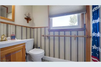 252 W Warren St, Washington Boro, NJ 07882 - Photo 25