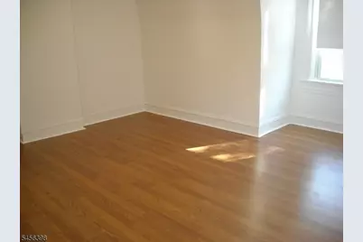 301 Penfield Pl, Dunellen, NJ 08812 - Photo 7