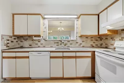 10 Oriole Ter, Hampton Township, NJ 07860 - Photo 7